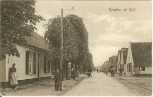 De Rijksstraatweg in Elst aan het begin van de vorige eeuw