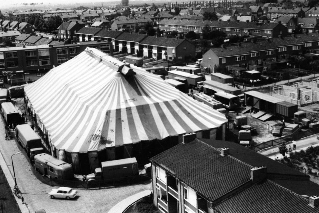 Rhenen-vroeger-circus.jpg